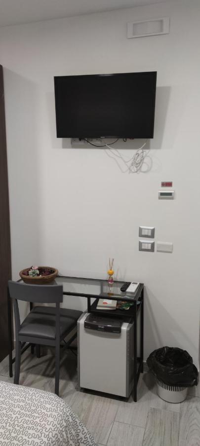 Guest House Via Milano Καταντζάρο Εξωτερικό φωτογραφία