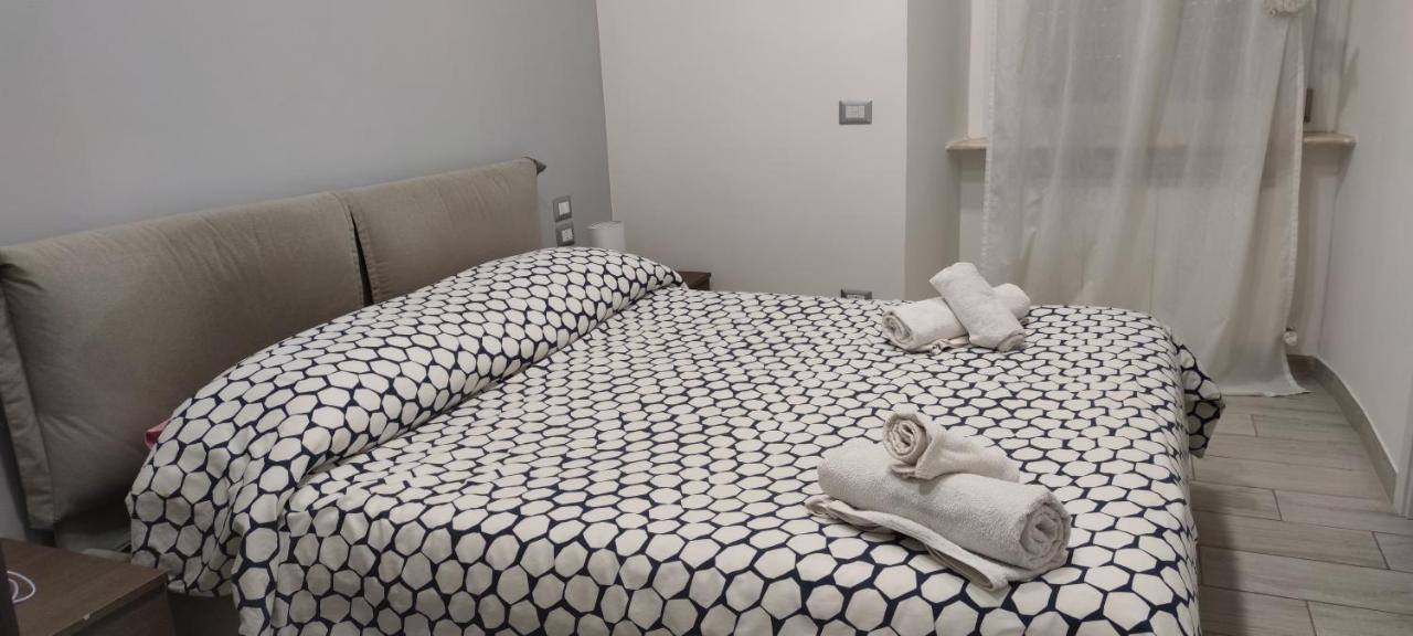 Guest House Via Milano Καταντζάρο Εξωτερικό φωτογραφία