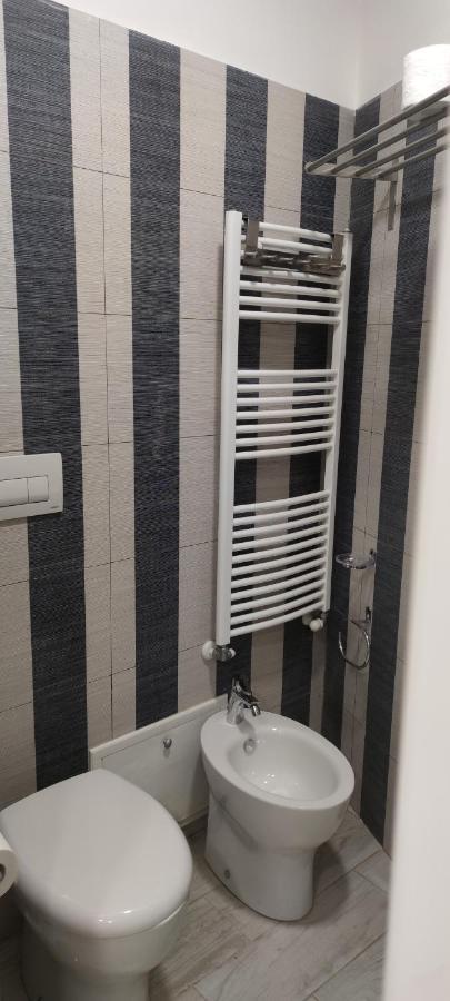 Guest House Via Milano Καταντζάρο Εξωτερικό φωτογραφία