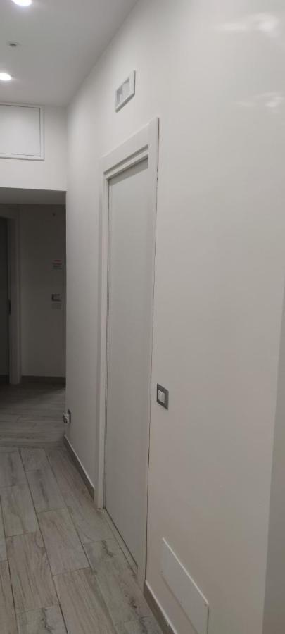 Guest House Via Milano Καταντζάρο Εξωτερικό φωτογραφία